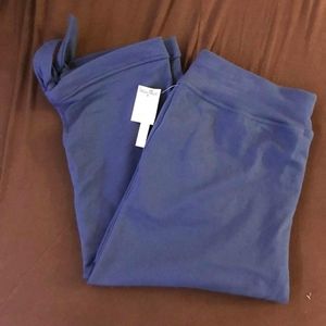 Silver wear PM. Capris